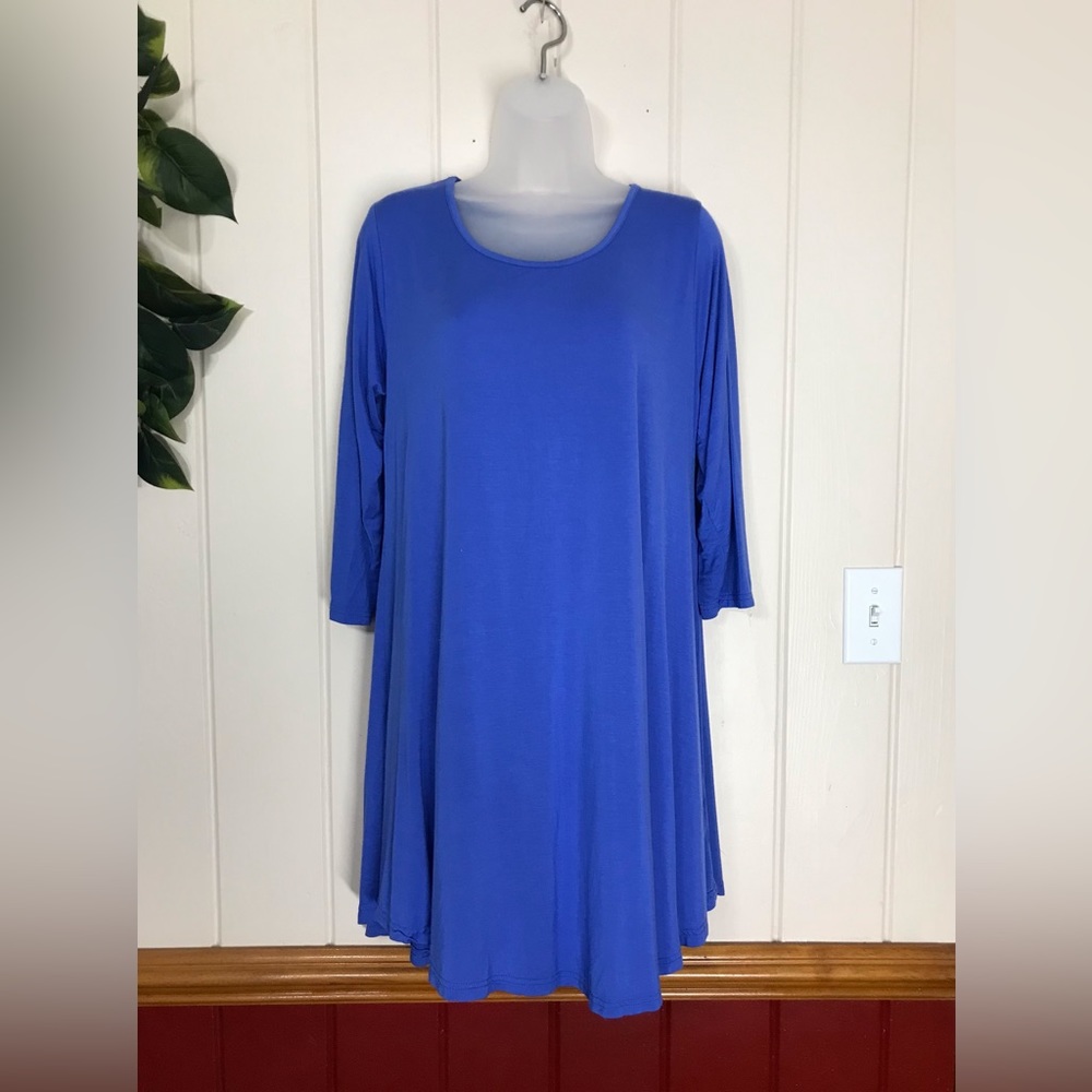 Belaroi Royal Blue LS Dress 
Fit & Flare Style
Ladies Large 12 - 14 
95% Rayon